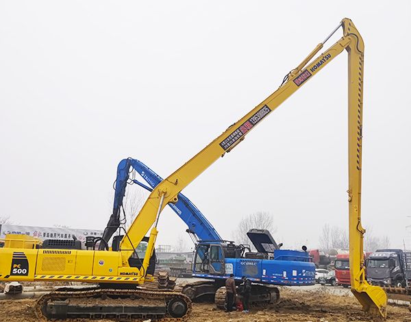 加長(zhǎng)臂水陸兩用挖掘機(jī)